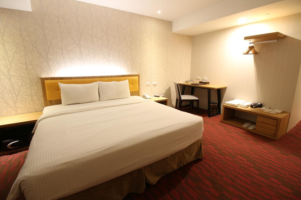 Bamboo Hotel Kaohsiung Exterior photo
